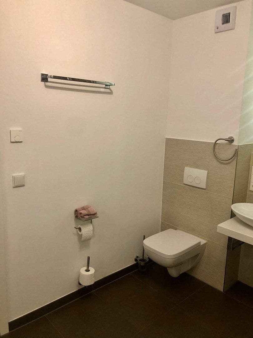 3 bedroom flat to rent, 80 m², Frankfurt am Main Riedberg, Hesse 3 bedroom flat to rent, 80 m², Frankfurt am Main Riedberg, Hesse