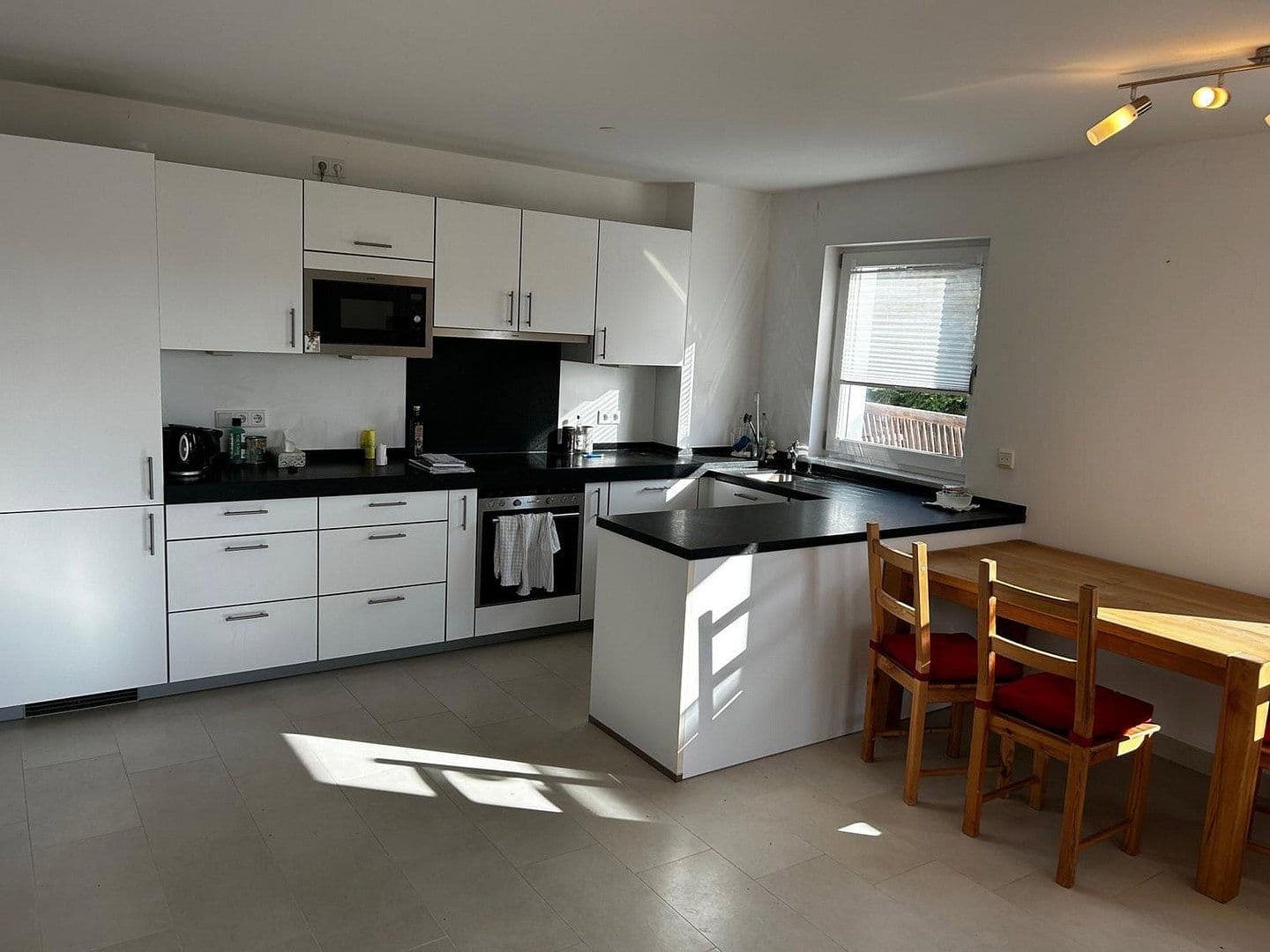 3 bedroom flat to rent, 94 m², Berg, Bavaria 3 bedroom flat to rent, 94 m², Berg, Bavaria