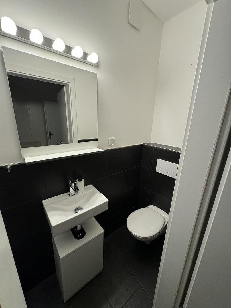 house for sale, 1,560 m², Landsberger Straße 65, Halle, Saxony-Anhalt house for sale, 1,560 m², Landsberger Straße 65, Halle, Saxony-Anhalt