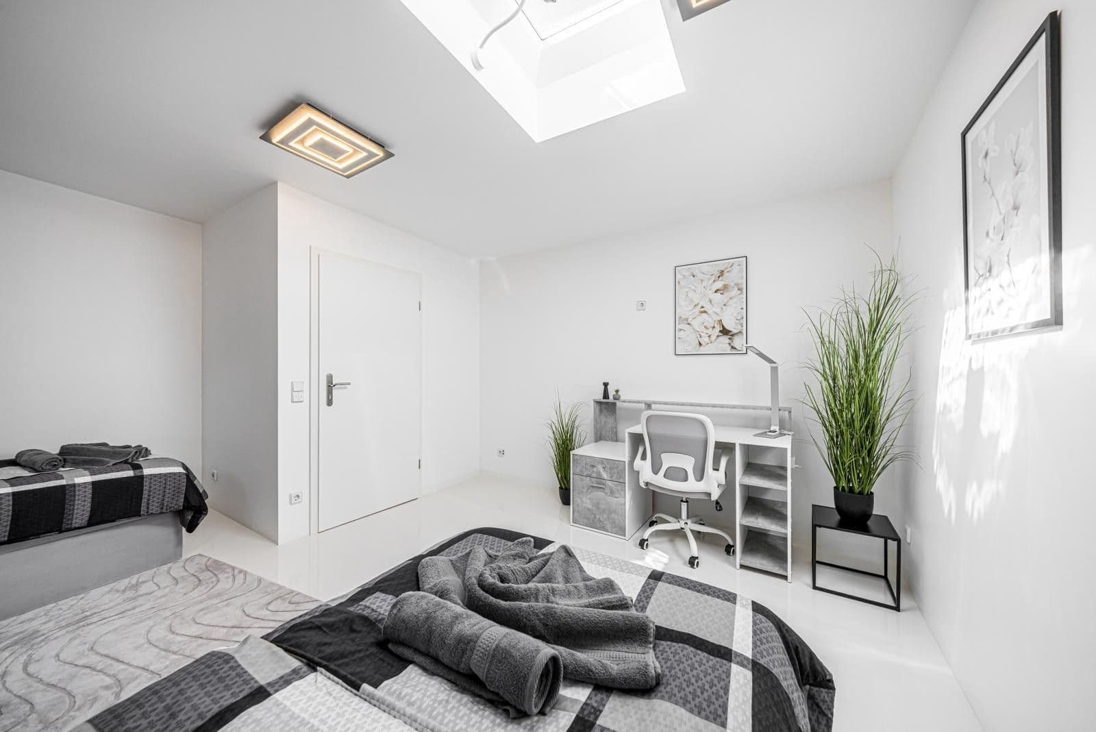 house for sale, 1,560 m², Landsberger Straße 65, Halle, Saxony-Anhalt house for sale, 1,560 m², Landsberger Straße 65, Halle, Saxony-Anhalt