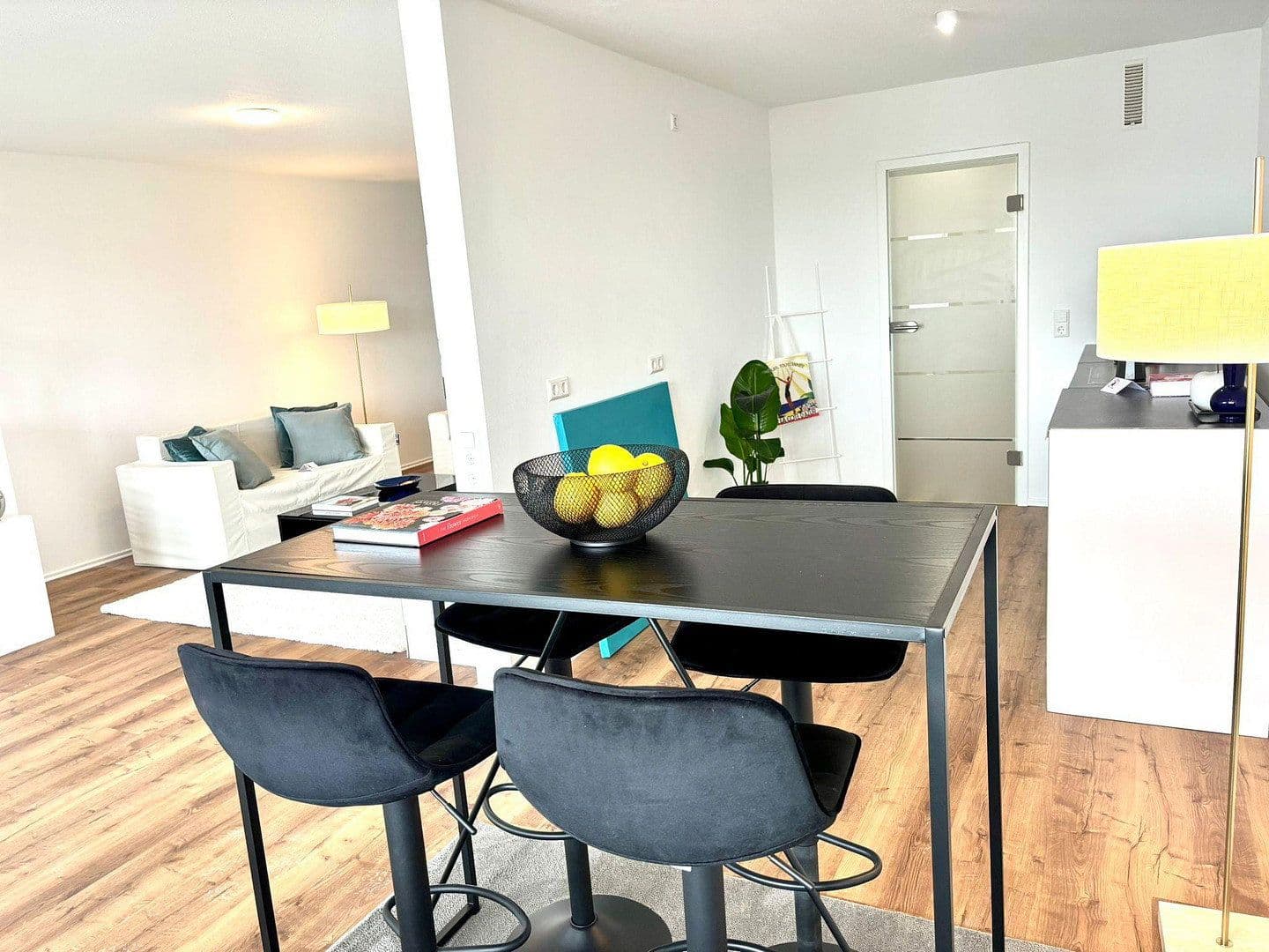 3 bedroom with open-plan kitchen flat for sale, 106 m², Balingen, Baden-Württemberg 3 bedroom with open-plan kitchen flat for sale, 106 m², Balingen, Baden-Württemberg