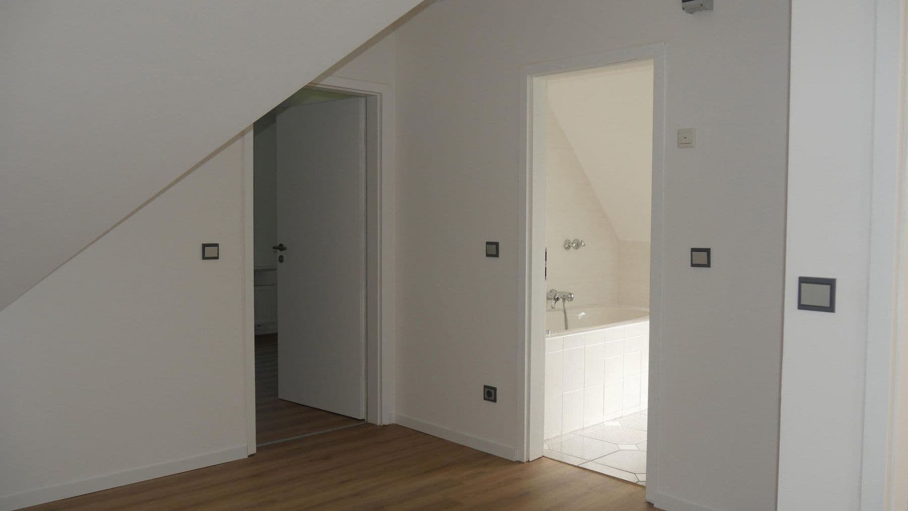 house to rent, 145 m², Ratingen, North Rhine-Westphalia house to rent, 145 m², Ratingen, North Rhine-Westphalia