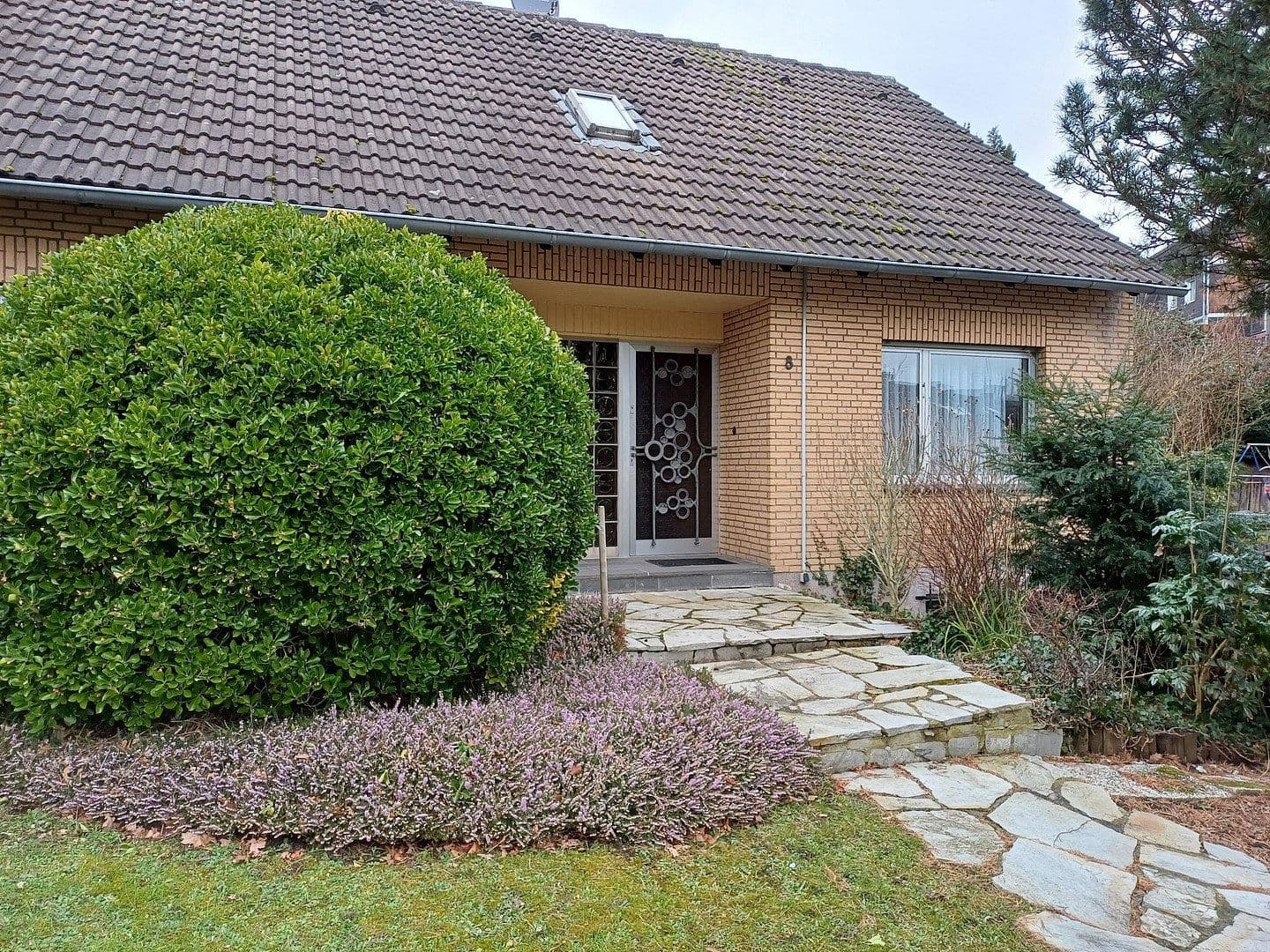 house to rent, 145 m², Ratingen, North Rhine-Westphalia house to rent, 145 m², Ratingen, North Rhine-Westphalia