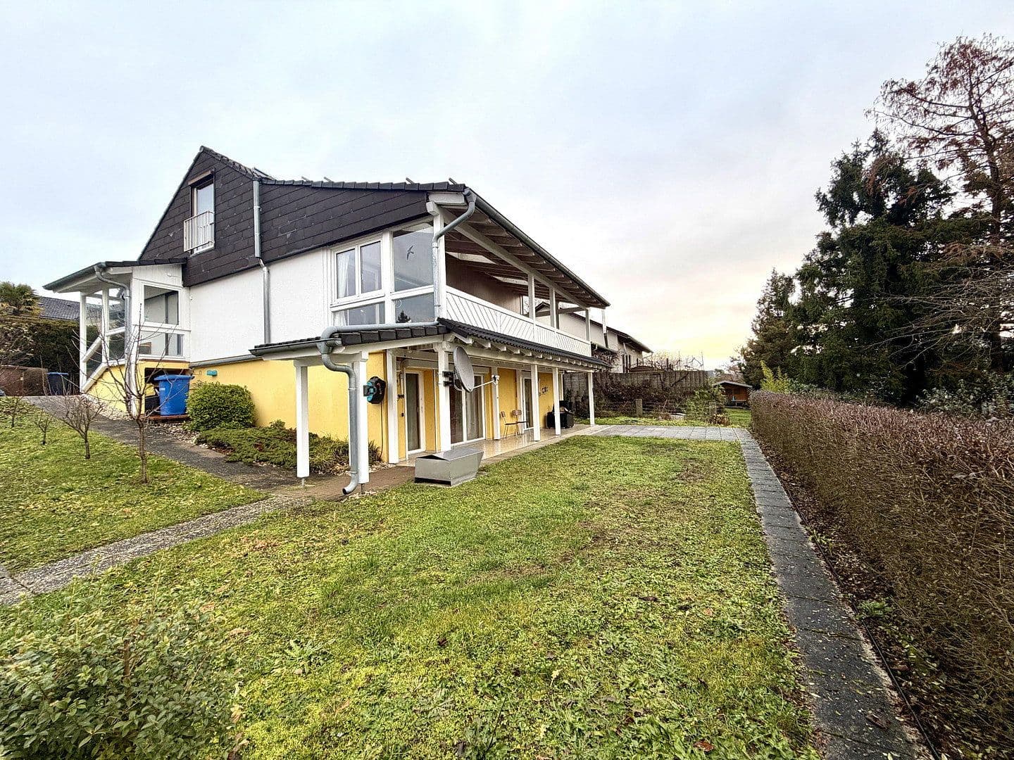 house for sale, 205 m², Haselweg 3, Jestetten, Baden-Württemberg house for sale, 205 m², Haselweg 3, Jestetten, Baden-Württemberg