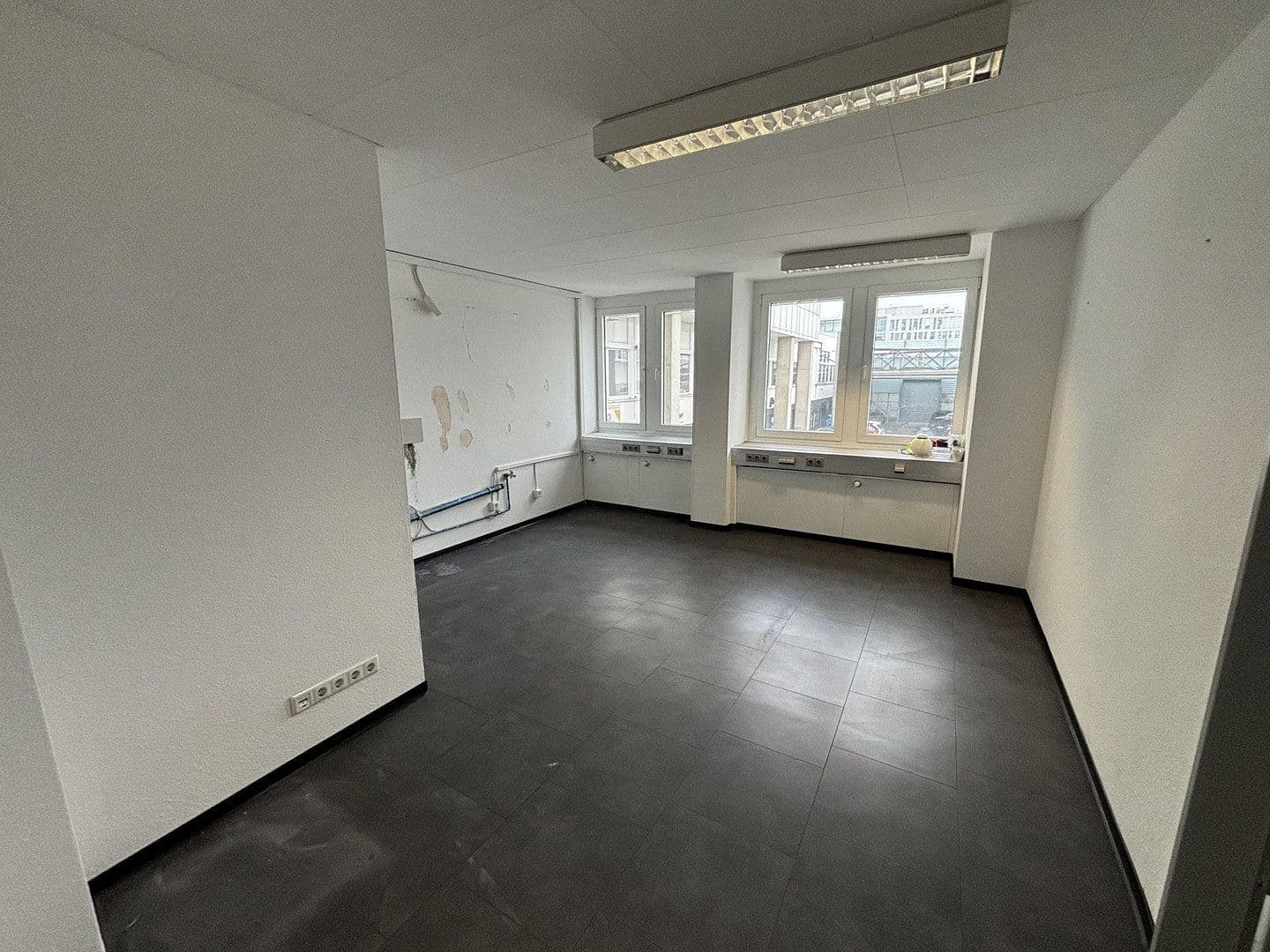 office to rent, 200 m², Moselstr. 14, Neuss, North Rhine-Westphalia office to rent, 200 m², Moselstr. 14, Neuss, North Rhine-Westphalia