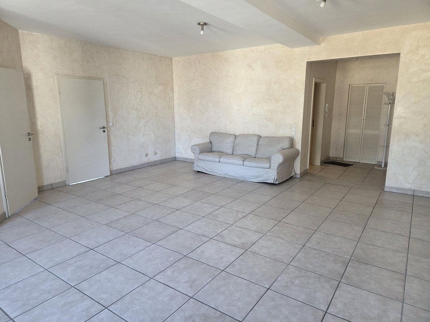 3 bedroom flat to rent, 94 m², Pestalozzistr. 1, Kulmbach, Bavaria 3 bedroom flat to rent, 94 m², Pestalozzistr. 1, Kulmbach, Bavaria