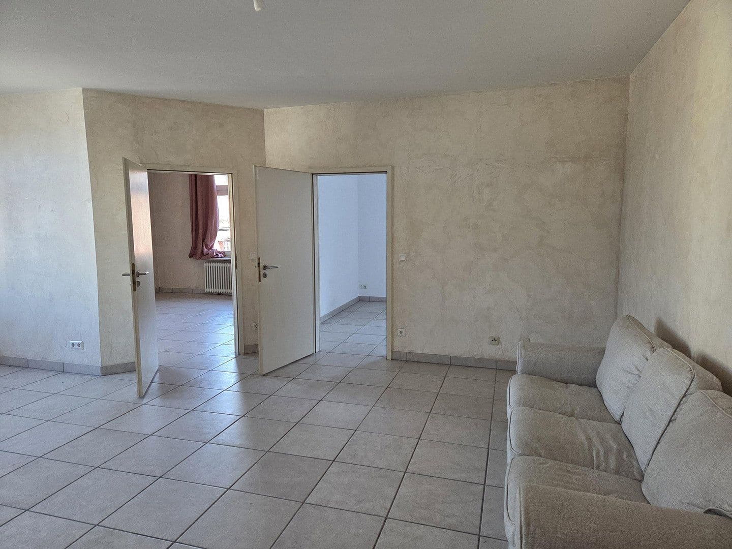 3 bedroom flat to rent, 94 m², Pestalozzistr. 1, Kulmbach, Bavaria 3 bedroom flat to rent, 94 m², Pestalozzistr. 1, Kulmbach, Bavaria