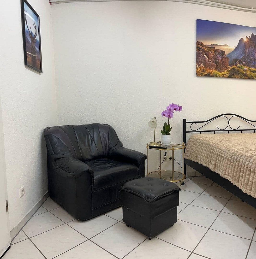 Studio flat to rent, 35 m², Kerpen, North Rhine-Westphalia Studio flat to rent, 35 m², Kerpen, North Rhine-Westphalia