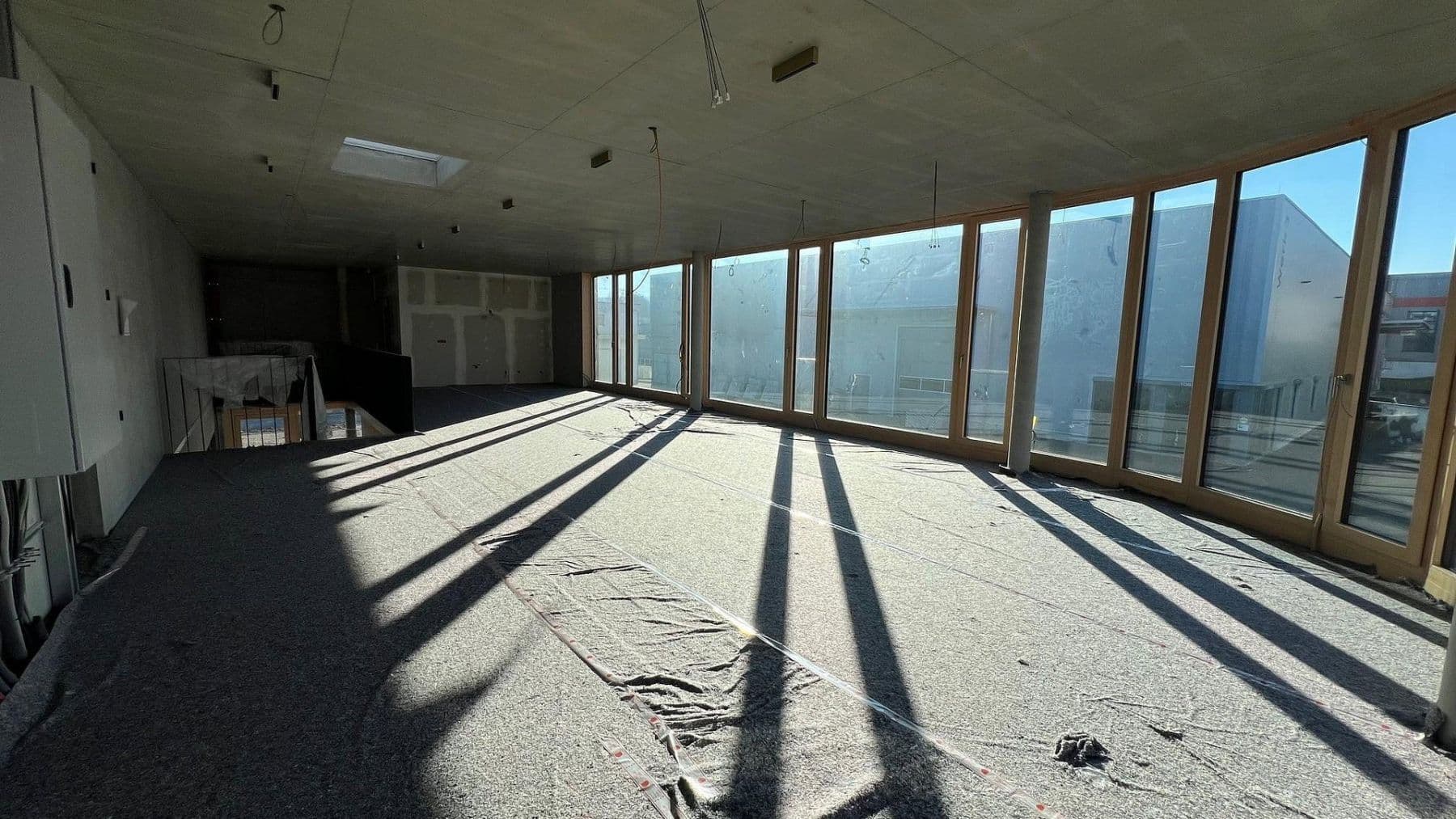 non-residential property to rent, 5,000 m², Göppingen, Baden-Württemberg non-residential property to rent, 5,000 m², Göppingen, Baden-Württemberg