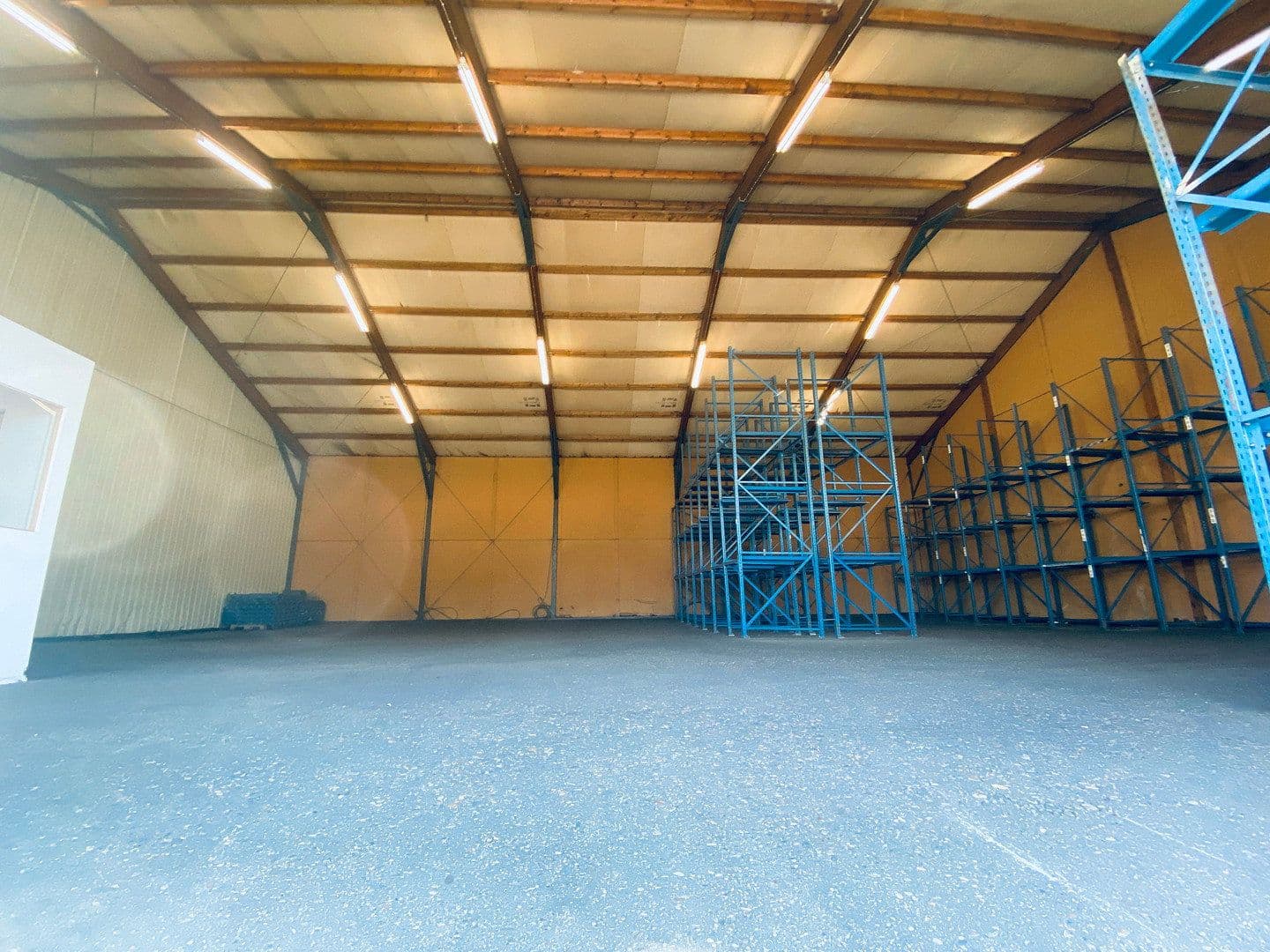 non-residential property to rent, 200 m², Moosburg, Bavaria non-residential property to rent, 200 m², Moosburg, Bavaria