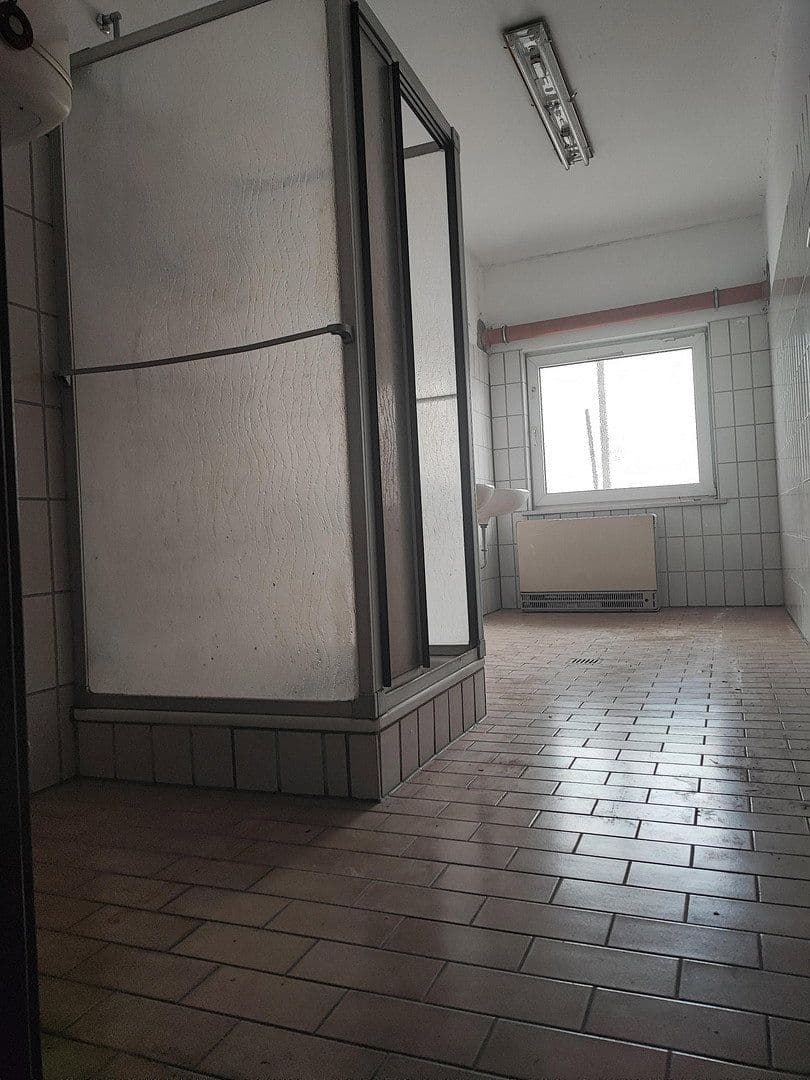 non-residential property to rent, 200 m², Moosburg, Bavaria non-residential property to rent, 200 m², Moosburg, Bavaria