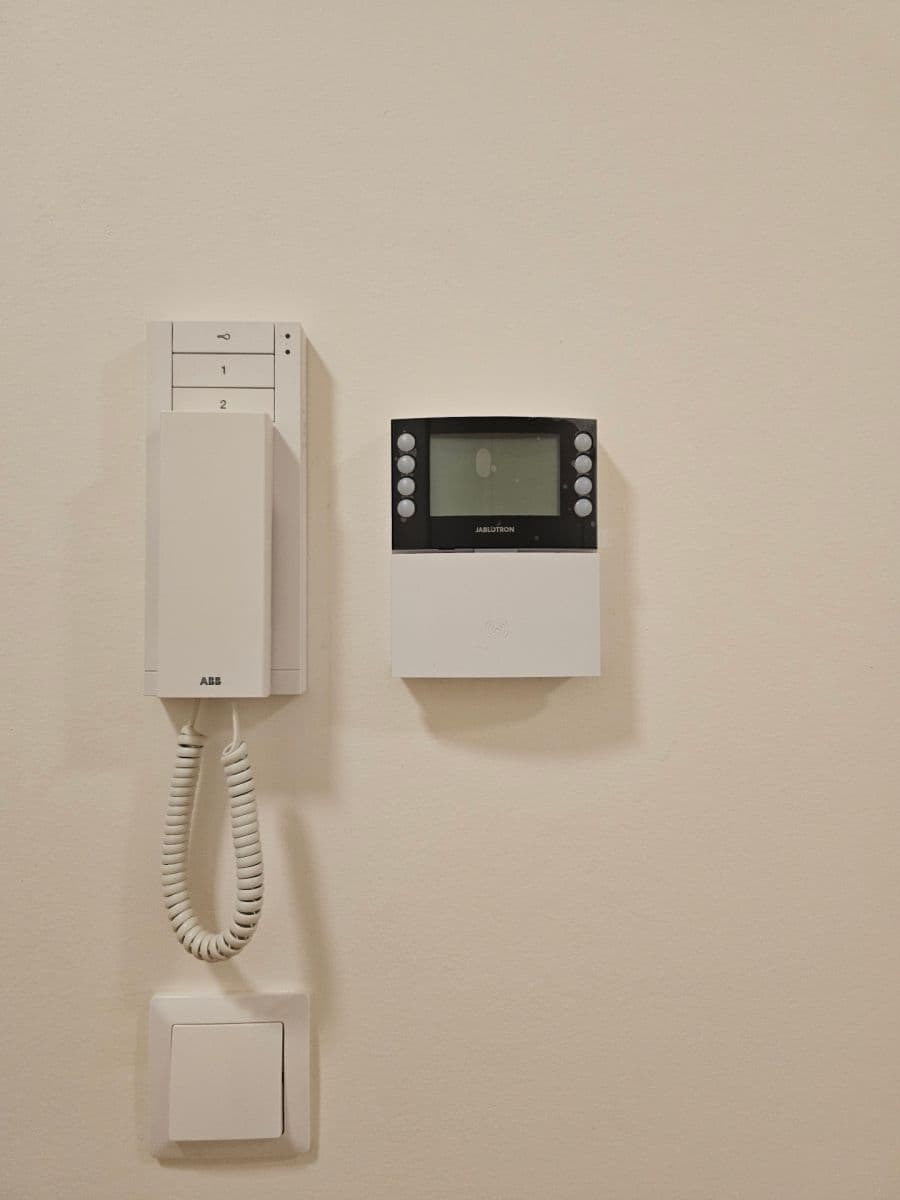 1 bedroom with open-plan kitchen flat to rent, 50 m², Poděbradská, Prague, Prague 1 bedroom with open-plan kitchen flat to rent, 50 m², Poděbradská, Prague, Prague