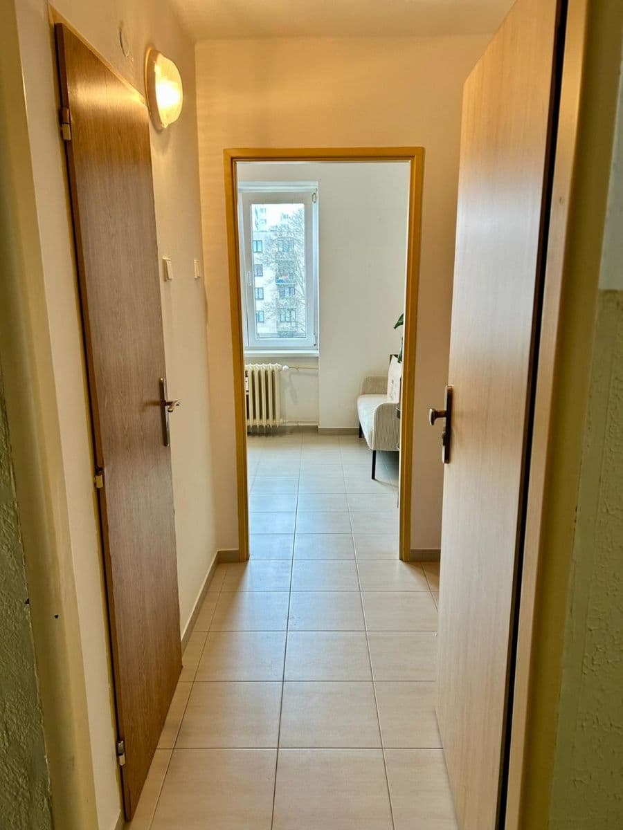 1 bedroom flat to rent, 35 m², Na Okrouhlíku, Pardubice, Pardubický Region 1 bedroom flat to rent, 35 m², Na Okrouhlíku, Pardubice, Pardubický Region