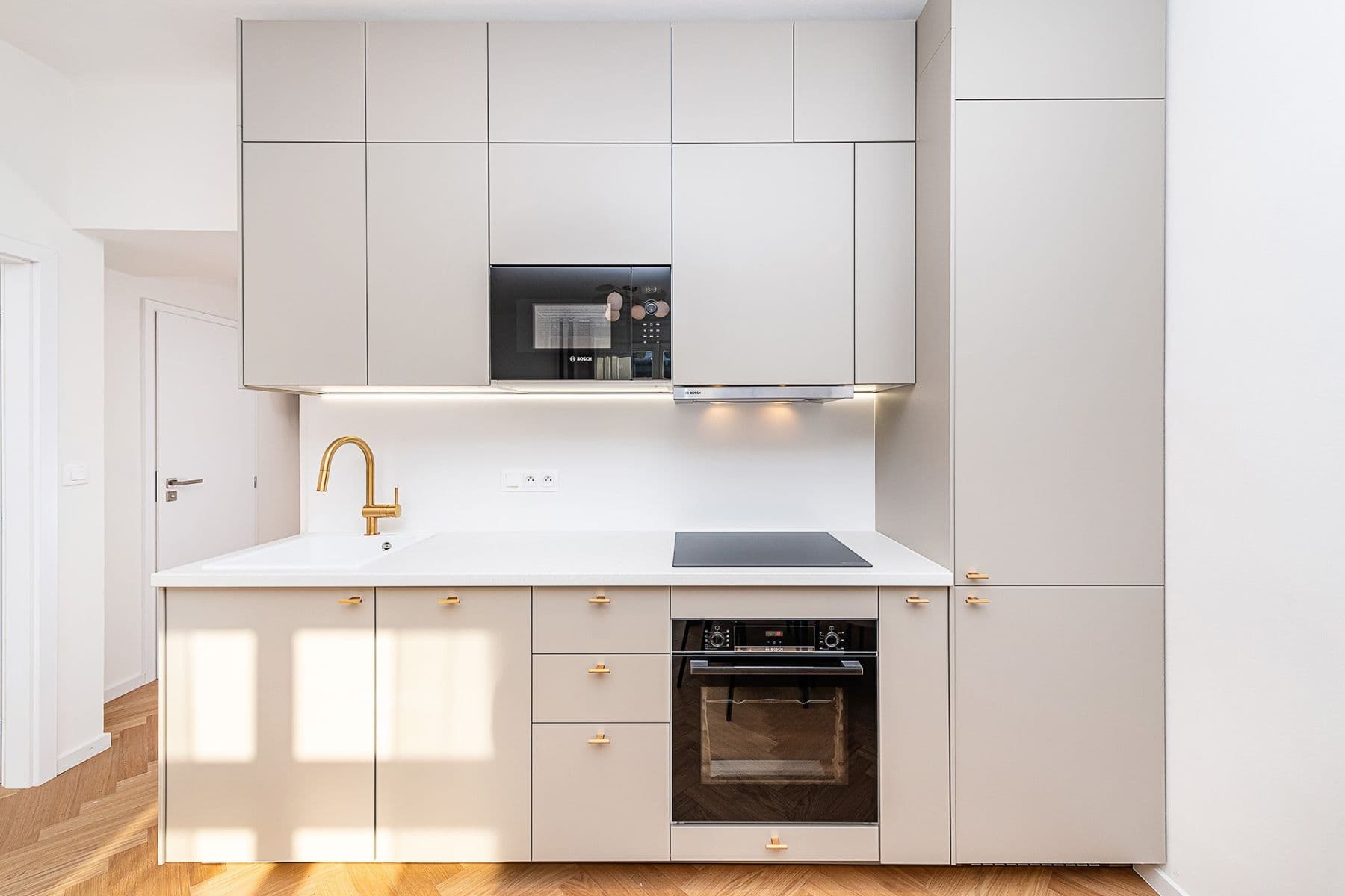 1 bedroom with open-plan kitchen flat for sale, 41 m², Jakutská, Prague, Prague 1 bedroom with open-plan kitchen flat for sale, 41 m², Jakutská, Prague, Prague