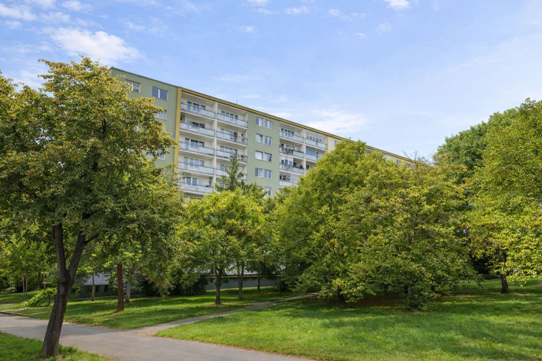 3 bedroom with open-plan kitchen flat for sale, 79 m², Hrusická, Prague, Prague 3 bedroom with open-plan kitchen flat for sale, 79 m², Hrusická, Prague, Prague