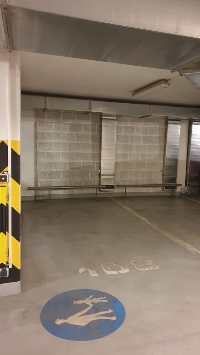 garage to rent, 15 m², Irská, Prague, Prague garage to rent, 15 m², Irská, Prague, Prague