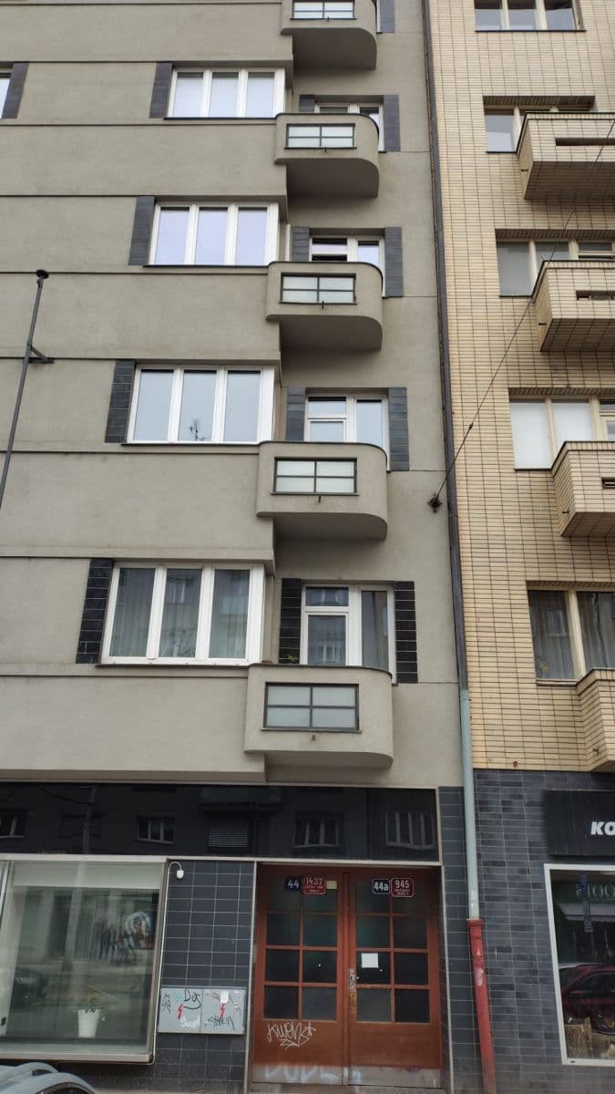 1 bedroom with open-plan kitchen flat to rent, 51 m², Dělnická, Prague, Prague 1 bedroom with open-plan kitchen flat to rent, 51 m², Dělnická, Prague, Prague