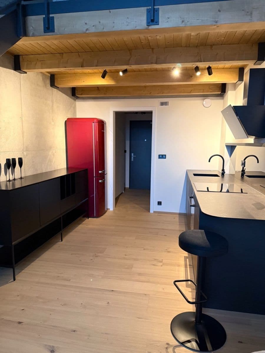 1 bedroom with open-plan kitchen flat for sale, 53 m², Kolbenova, Prague, Prague 1 bedroom with open-plan kitchen flat for sale, 53 m², Kolbenova, Prague, Prague