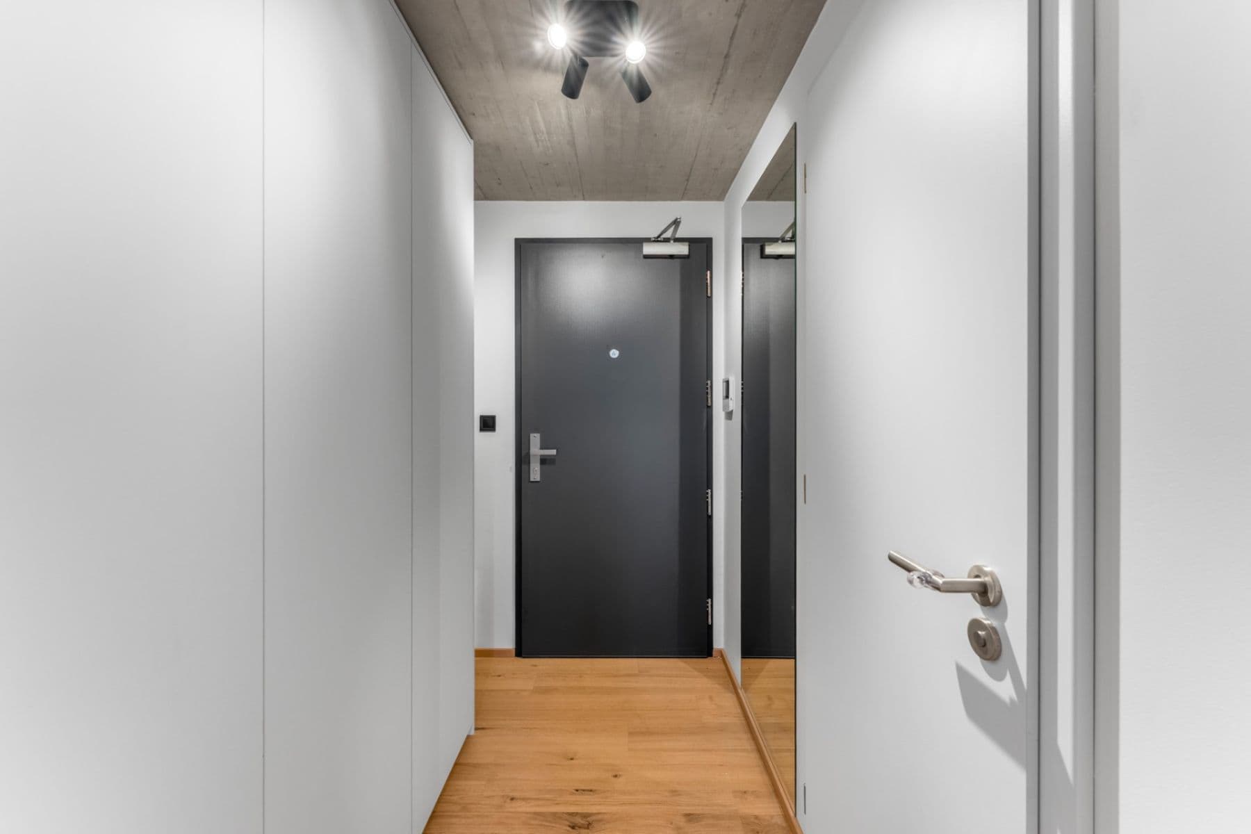 1 bedroom with open-plan kitchen flat for sale, 53 m², Kolbenova, Prague, Prague 1 bedroom with open-plan kitchen flat for sale, 53 m², Kolbenova, Prague, Prague