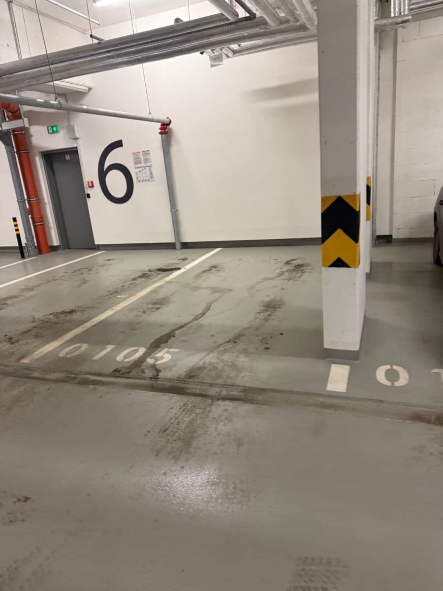 garage to rent, 5 m², U Viktorie, Prague, Prague garage to rent, 5 m², U Viktorie, Prague, Prague