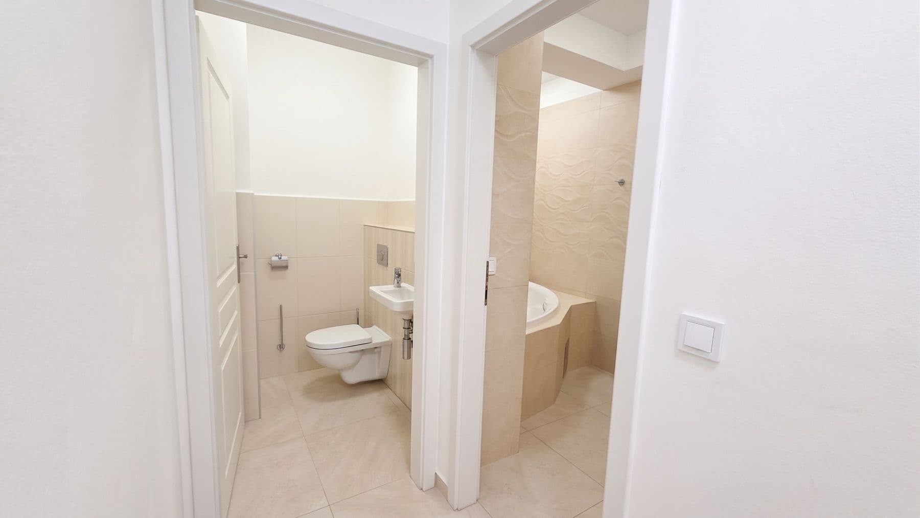 4 bedroom with open-plan kitchen flat for sale, 126 m², Podbělohorská, Prague, Prague 4 bedroom with open-plan kitchen flat for sale, 126 m², Podbělohorská, Prague, Prague