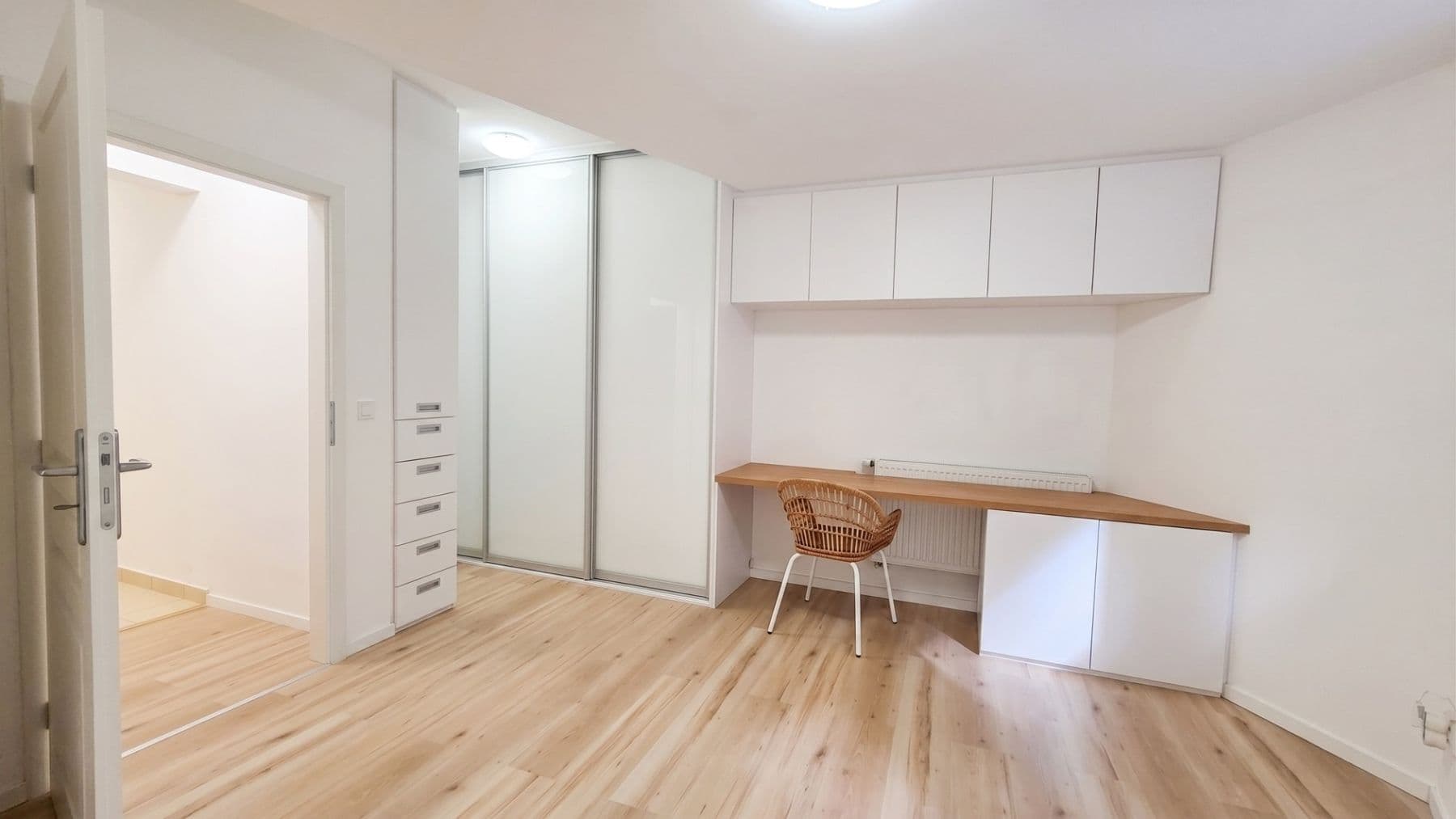 4 bedroom with open-plan kitchen flat for sale, 126 m², Podbělohorská, Prague, Prague 4 bedroom with open-plan kitchen flat for sale, 126 m², Podbělohorská, Prague, Prague