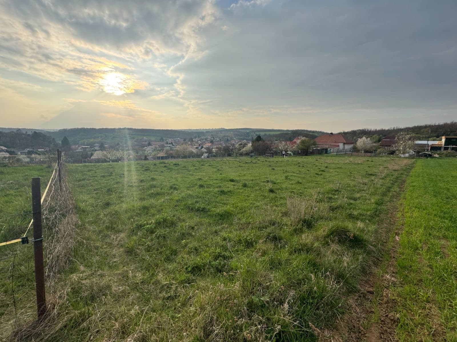 plot for sale, 1,000 m², Silůvky, Jihomoravský Region plot for sale, 1,000 m², Silůvky, Jihomoravský Region