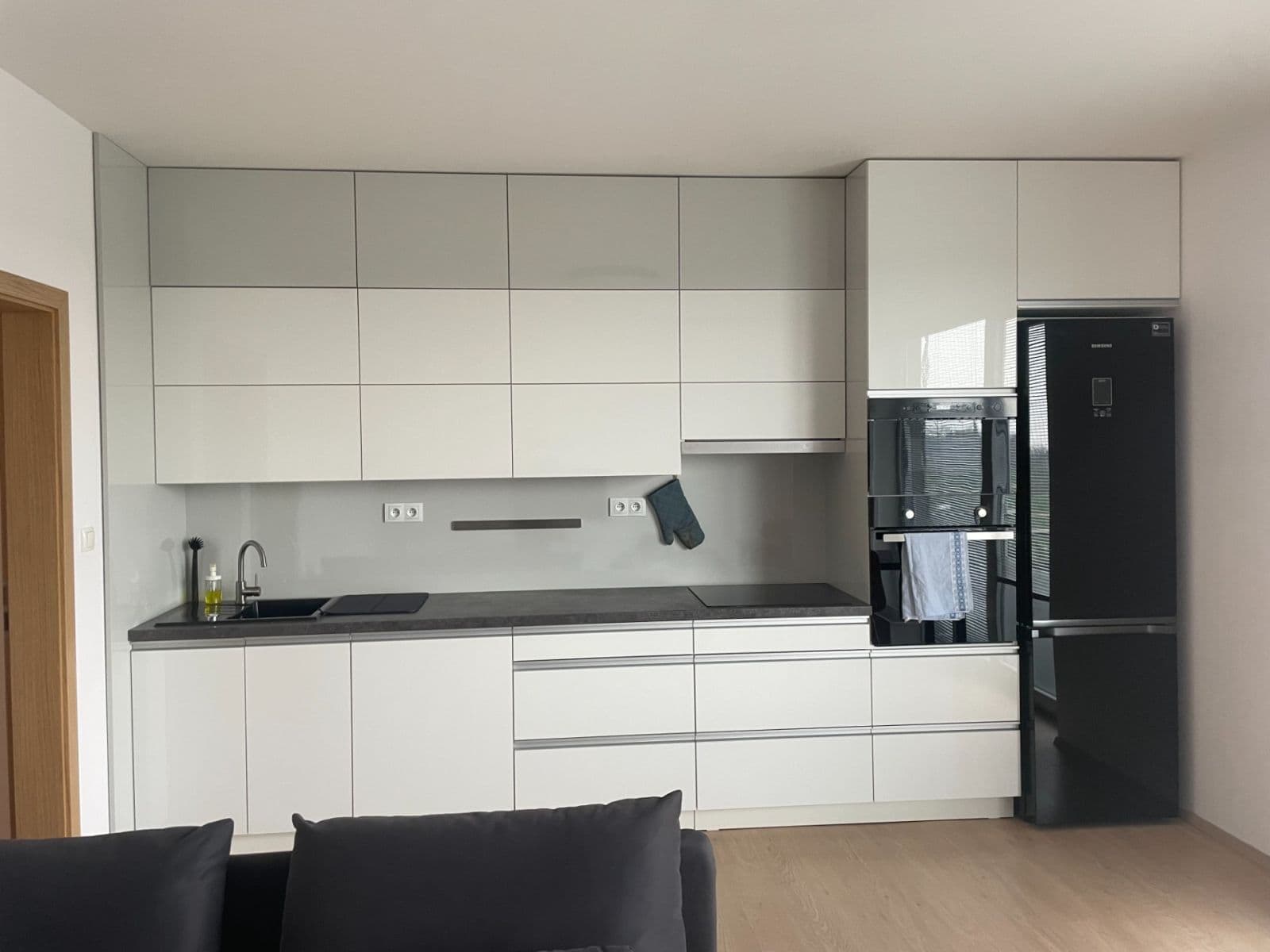 1 bedroom with open-plan kitchen flat to rent, 47 m², Ječná, Hostivice, Středočeský Region 1 bedroom with open-plan kitchen flat to rent, 47 m², Ječná, Hostivice, Středočeský Region