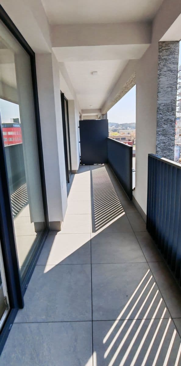 1 bedroom with open-plan kitchen flat to rent, 56 m², Poděbradská, Prague, Prague 1 bedroom with open-plan kitchen flat to rent, 56 m², Poděbradská, Prague, Prague