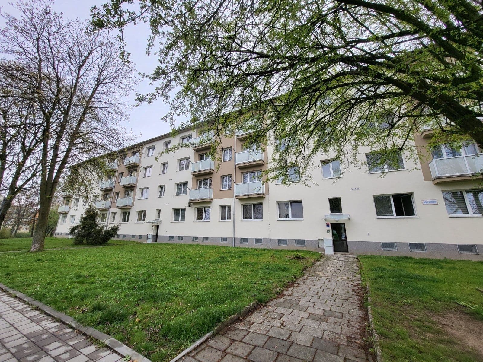 Studio flat to rent, 21 m², Jožky Jabůrkové, Havířov, Moravskoslezský Region Studio flat to rent, 21 m², Jožky Jabůrkové, Havířov, Moravskoslezský Region