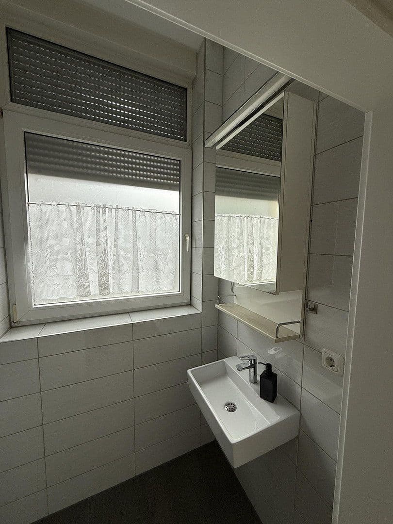 3 bedroom flat to rent, 90 m², Friesenstraße 8, Augsburg, Bavaria 3 bedroom flat to rent, 90 m², Friesenstraße 8, Augsburg, Bavaria