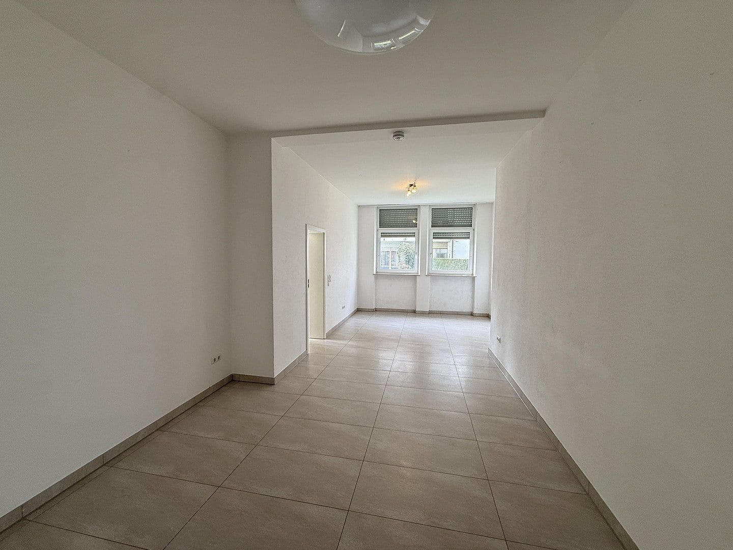 3 bedroom flat to rent, 90 m², Friesenstraße 8, Augsburg, Bavaria 3 bedroom flat to rent, 90 m², Friesenstraße 8, Augsburg, Bavaria