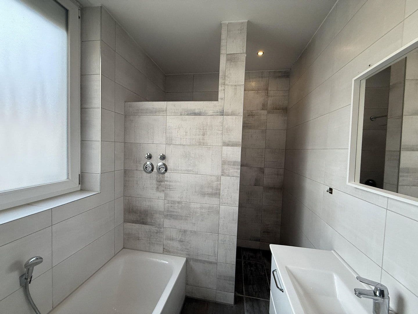 3 bedroom flat to rent, 90 m², Friesenstraße 8, Augsburg, Bavaria 3 bedroom flat to rent, 90 m², Friesenstraße 8, Augsburg, Bavaria