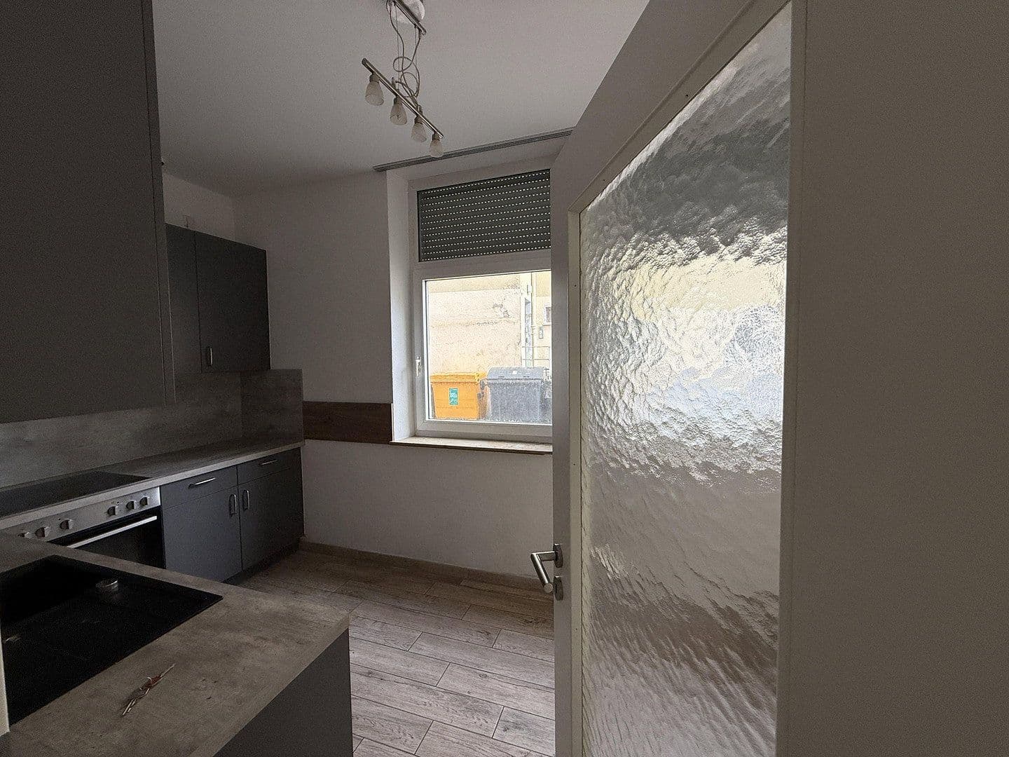 3 bedroom flat to rent, 90 m², Friesenstraße 8, Augsburg, Bavaria 3 bedroom flat to rent, 90 m², Friesenstraße 8, Augsburg, Bavaria