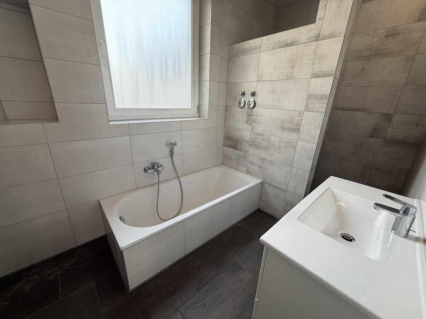 3 bedroom flat to rent, 90 m², Friesenstraße 8, Augsburg, Bavaria 3 bedroom flat to rent, 90 m², Friesenstraße 8, Augsburg, Bavaria