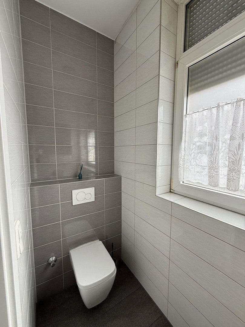 3 bedroom flat to rent, 90 m², Friesenstraße 8, Augsburg, Bavaria 3 bedroom flat to rent, 90 m², Friesenstraße 8, Augsburg, Bavaria