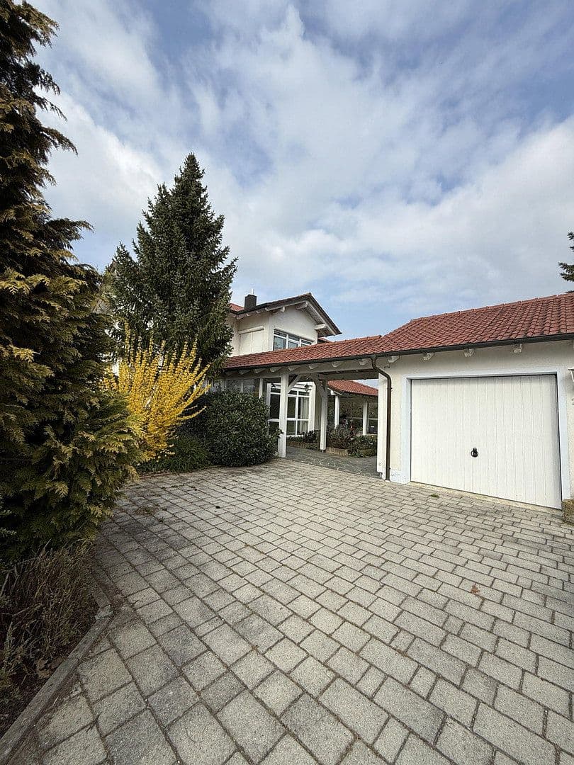 3 bedroom flat to rent, 102 m², Schillerstraße 21, Neufahrn in Niederbayern, Bavaria 3 bedroom flat to rent, 102 m², Schillerstraße 21, Neufahrn in Niederbayern, Bavaria