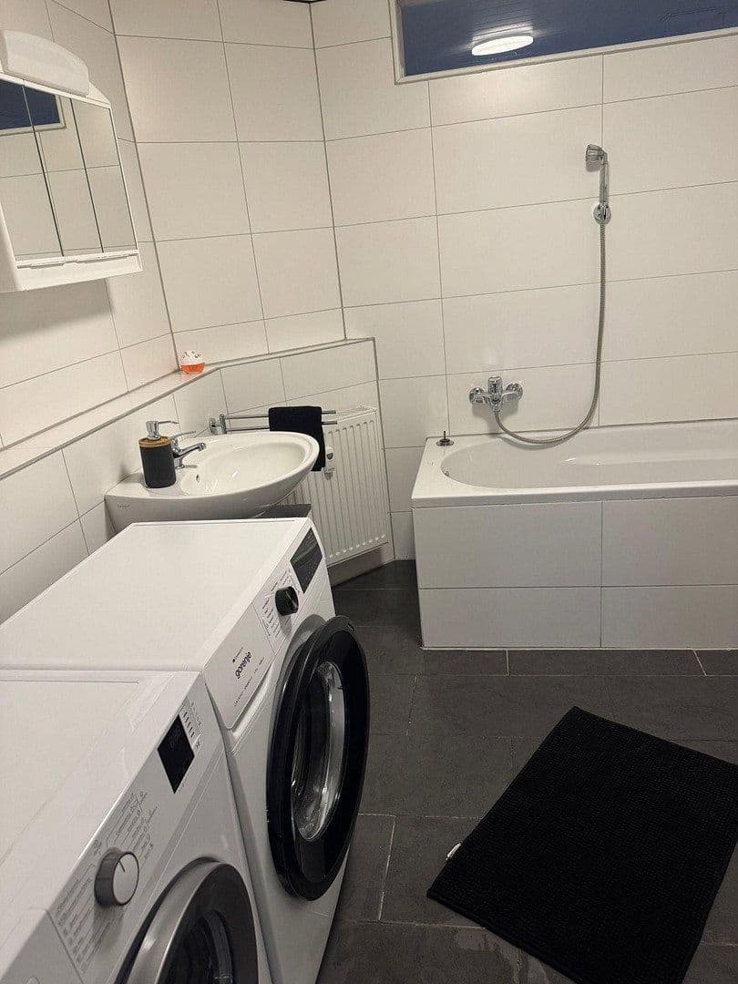 2 bedroom with open-plan kitchen flat for sale, 100 m², Friedrichstraße 4, Vöhrenbach, Baden-Württemberg 2 bedroom with open-plan kitchen flat for sale, 100 m², Friedrichstraße 4, Vöhrenbach, Baden-Württemberg