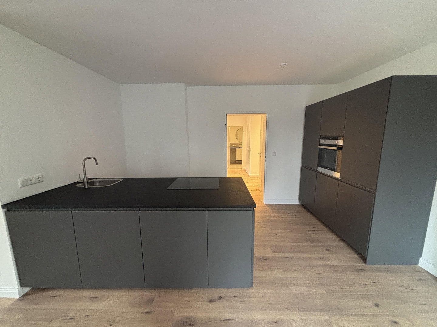 2 bedroom with open-plan kitchen flat for sale, 77 m², Hamburg, Hamburg 2 bedroom with open-plan kitchen flat for sale, 77 m², Hamburg, Hamburg