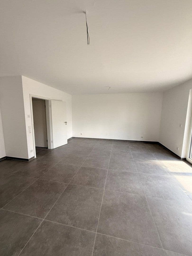 4 bedroom flat to rent, 125 m², Offenbach am Main, Hesse 4 bedroom flat to rent, 125 m², Offenbach am Main, Hesse