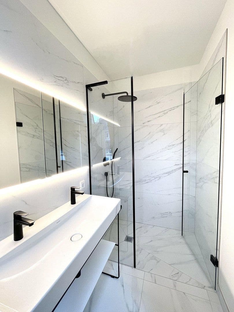 5 bedroom flat for sale, 126 m², Schinkelstr. 80, Düsseldorf, North Rhine-Westphalia 5 bedroom flat for sale, 126 m², Schinkelstr. 80, Düsseldorf, North Rhine-Westphalia