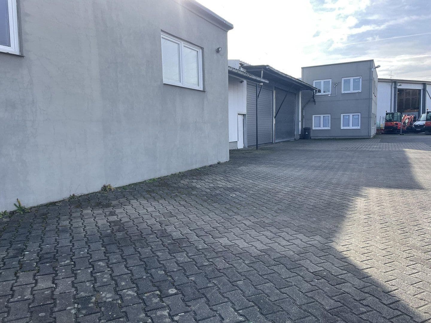 non-residential property to rent, 600 m², Lindenstr. 87b, Siegburg, North Rhine-Westphalia non-residential property to rent, 600 m², Lindenstr. 87b, Siegburg, North Rhine-Westphalia