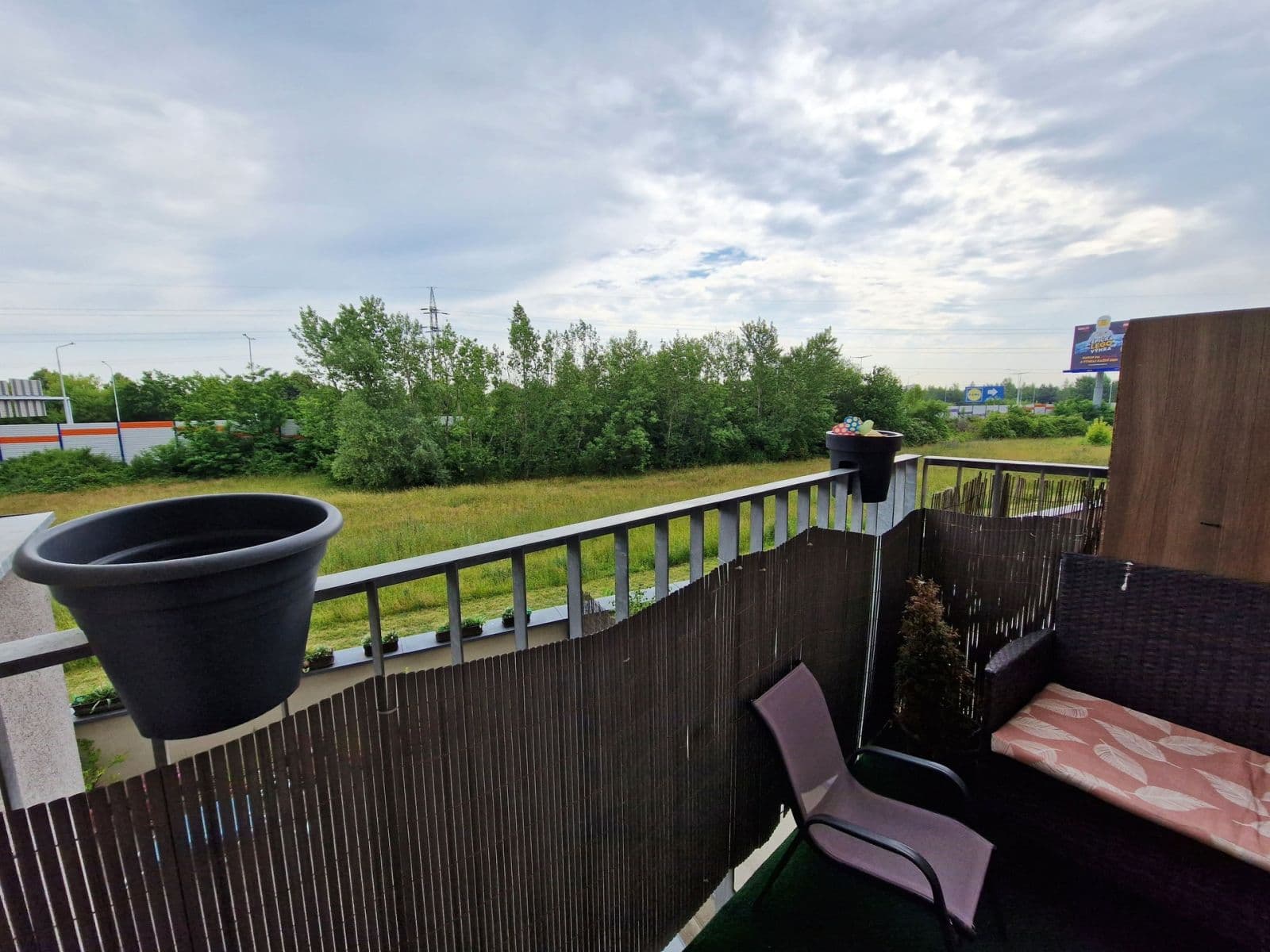 1 bedroom with open-plan kitchen flat to rent, 54 m², Kytlická, Prague, Prague 1 bedroom with open-plan kitchen flat to rent, 54 m², Kytlická, Prague, Prague