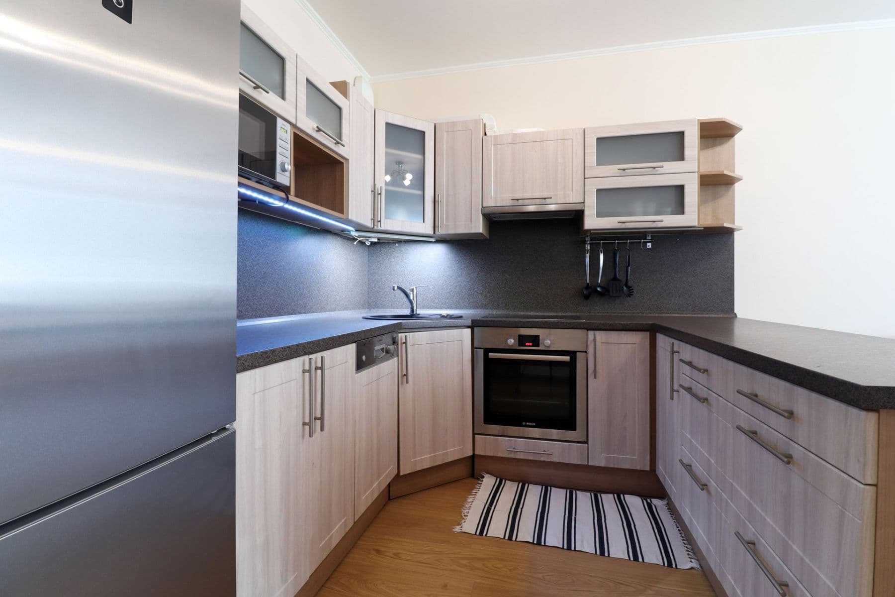 1 bedroom with open-plan kitchen flat to rent, 54 m², Kytlická, Prague, Prague 1 bedroom with open-plan kitchen flat to rent, 54 m², Kytlická, Prague, Prague