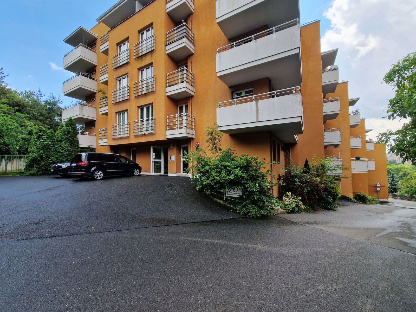 2 bedroom with open-plan kitchen flat to rent, 75 m², Hyacintová, Prague, Prague 2 bedroom with open-plan kitchen flat to rent, 75 m², Hyacintová, Prague, Prague