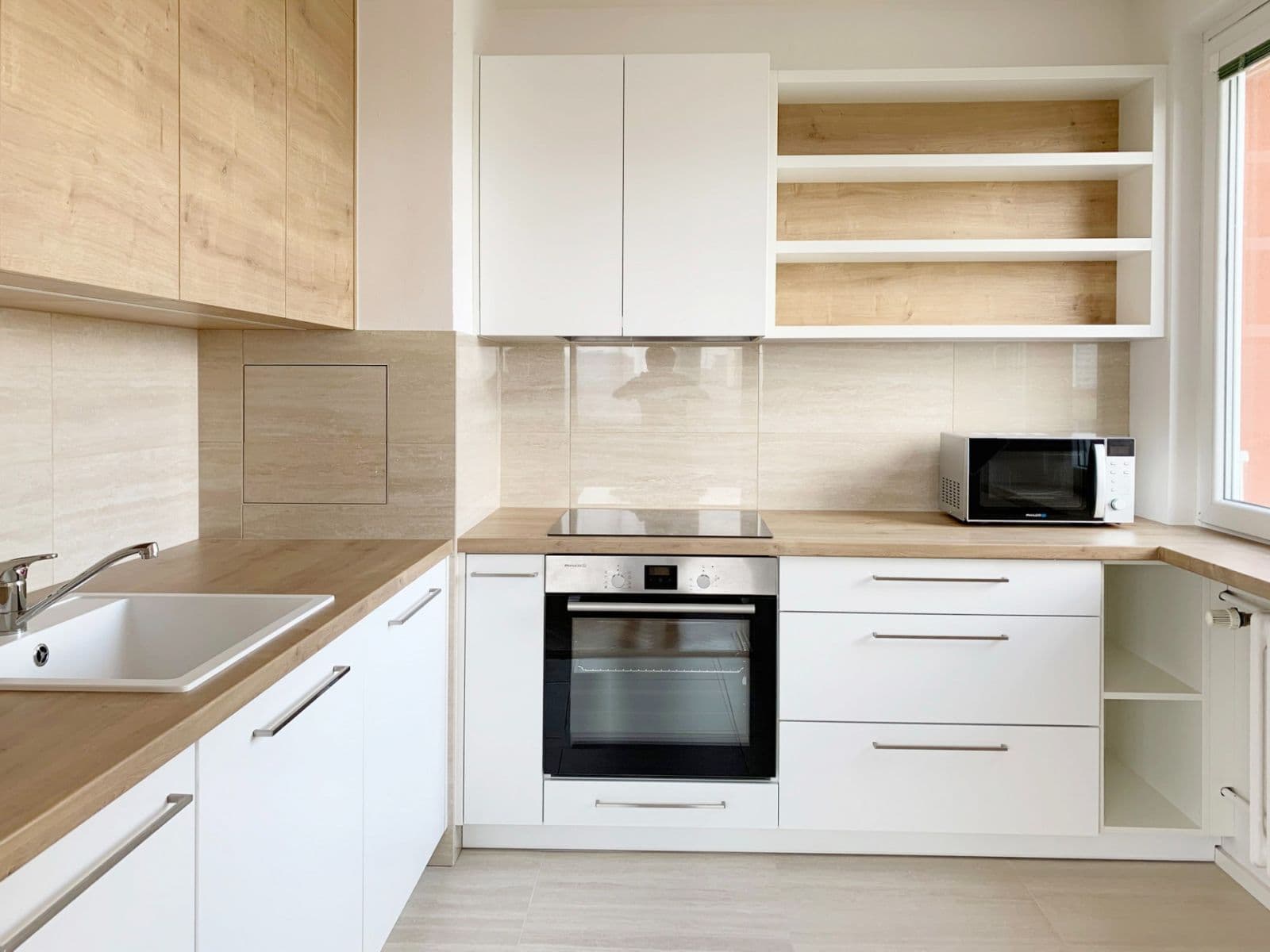 1 bedroom with open-plan kitchen flat to rent, 60 m², Ke Strašnické, Prague, Prague 1 bedroom with open-plan kitchen flat to rent, 60 m², Ke Strašnické, Prague, Prague