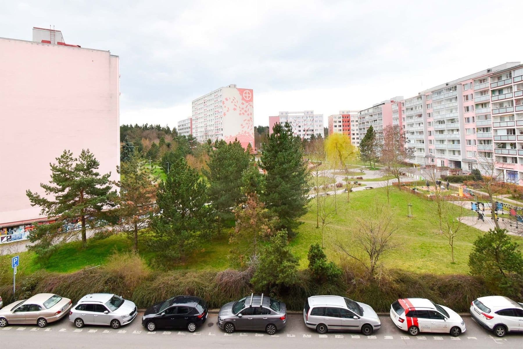 1 bedroom with open-plan kitchen flat to rent, 45 m², Petýrkova, Prague, Prague 1 bedroom with open-plan kitchen flat to rent, 45 m², Petýrkova, Prague, Prague