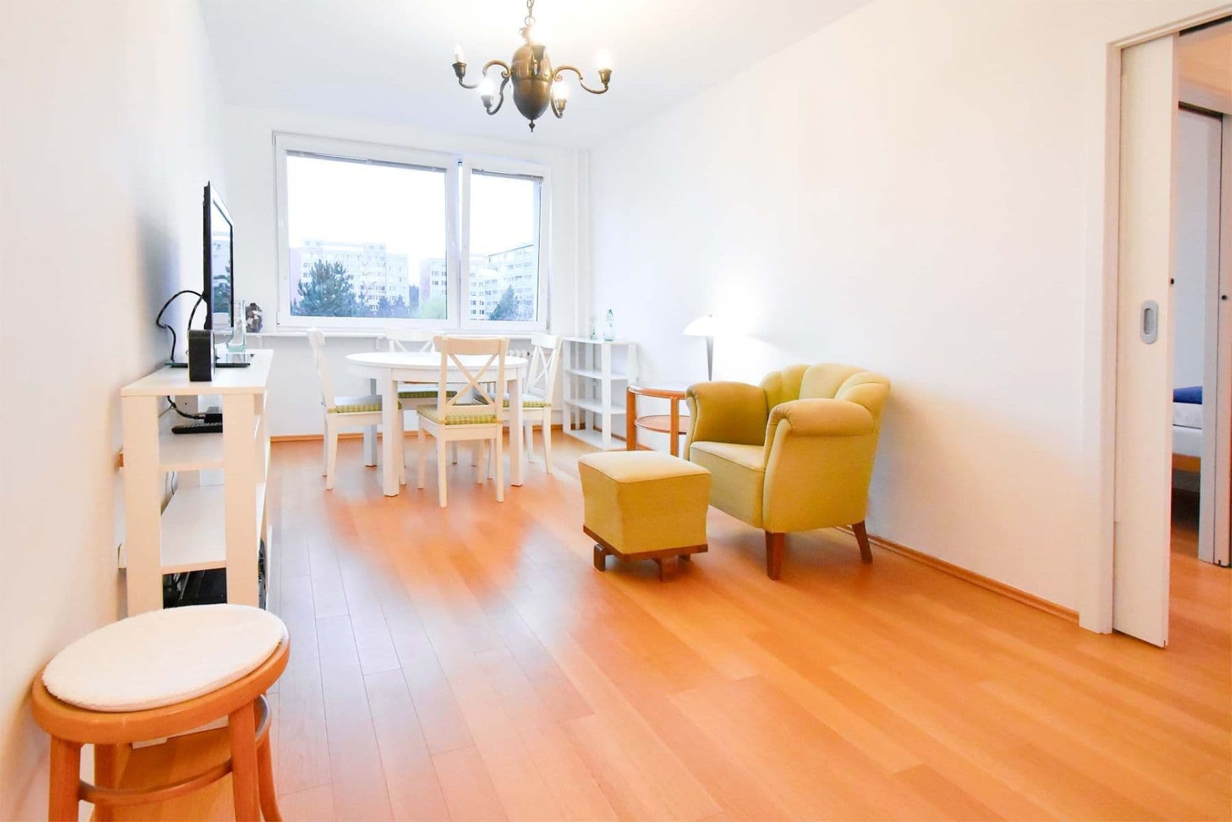 1 bedroom with open-plan kitchen flat to rent, 45 m², Petýrkova, Prague, Prague 1 bedroom with open-plan kitchen flat to rent, 45 m², Petýrkova, Prague, Prague