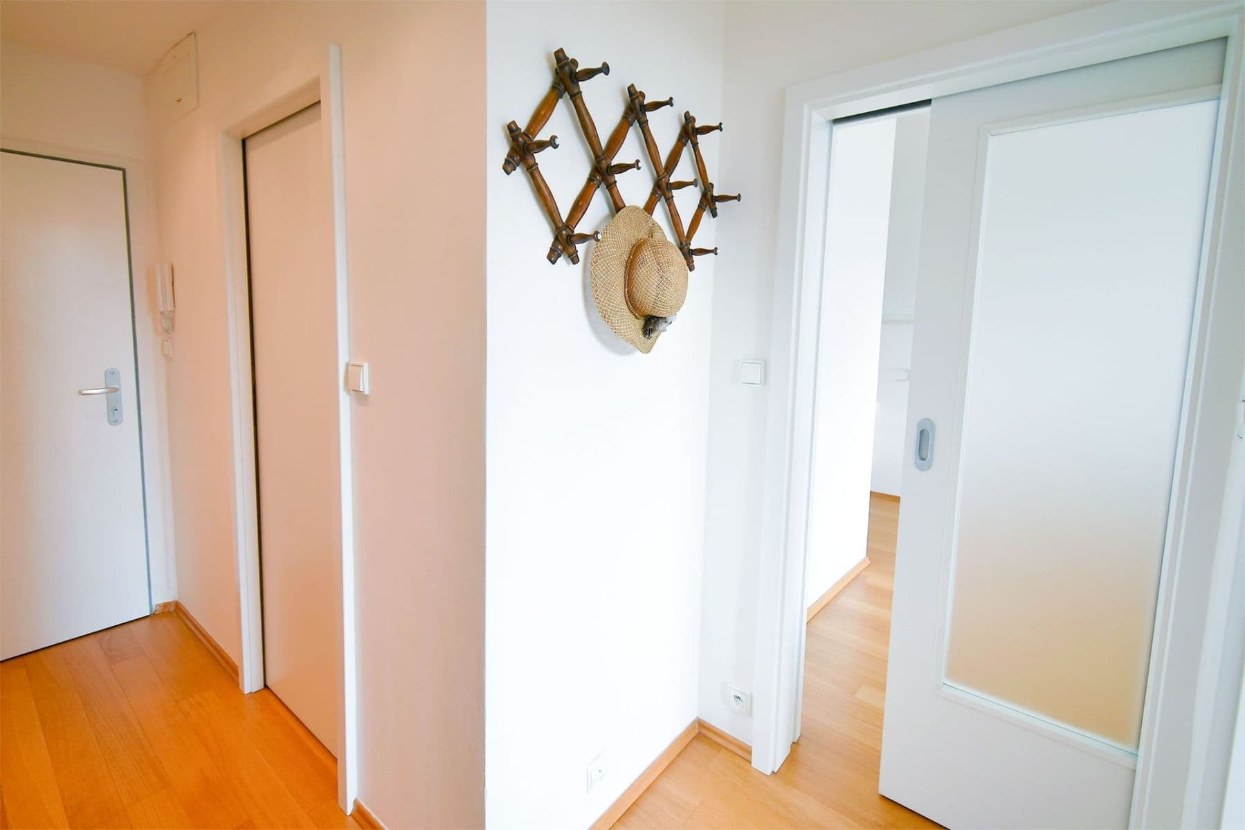1 bedroom with open-plan kitchen flat to rent, 45 m², Petýrkova, Prague, Prague 1 bedroom with open-plan kitchen flat to rent, 45 m², Petýrkova, Prague, Prague