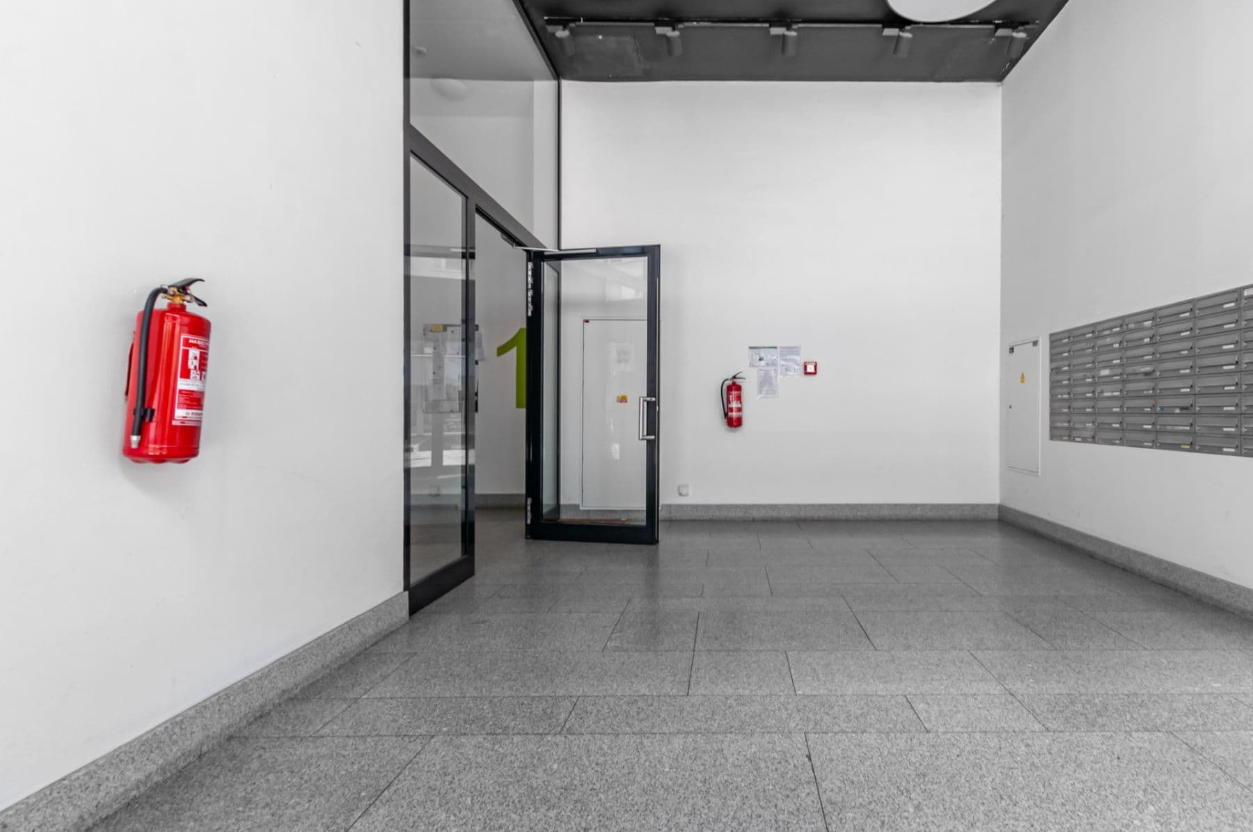 1 bedroom with open-plan kitchen flat to rent, 55 m², Počernická, Prague, Prague 1 bedroom with open-plan kitchen flat to rent, 55 m², Počernická, Prague, Prague